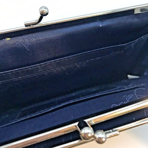 Vera Bradley Rhythm & Blues Clutch Double Kiss Lock Wallet Blue Green Paisley - Picture 8 of 8